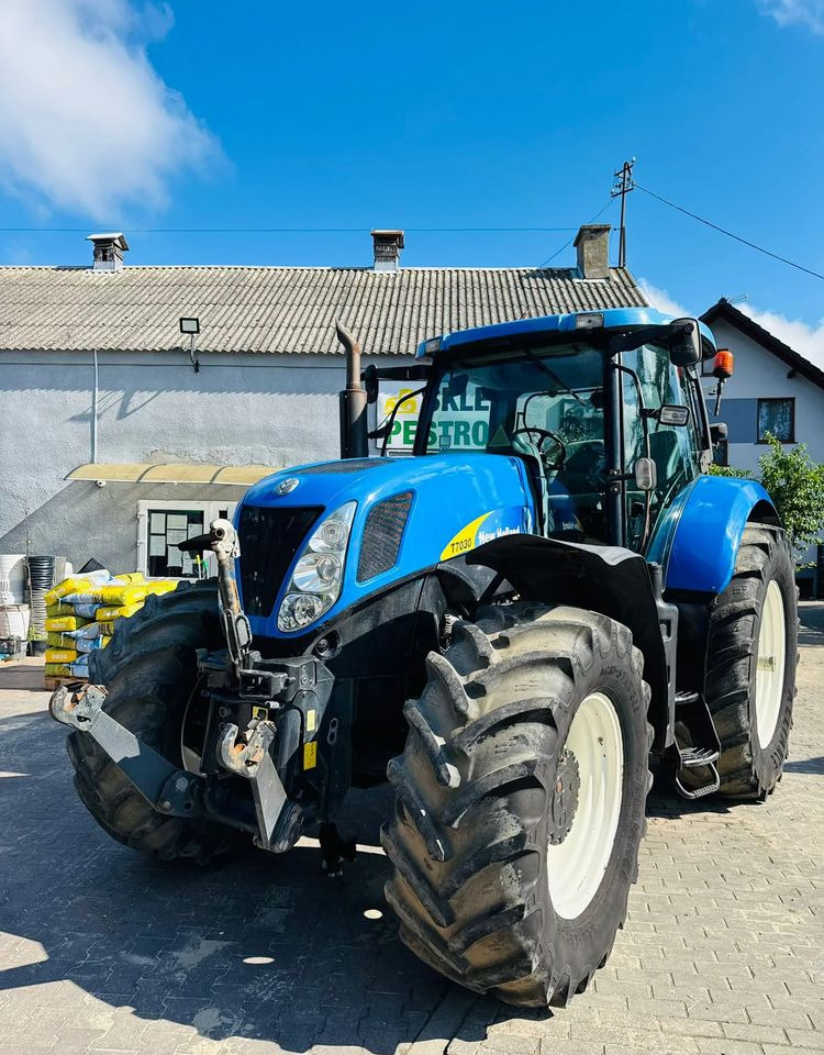 New Holland T7030 - Traktor: slika 5 New Holland T7030 - Traktor: slika 5
