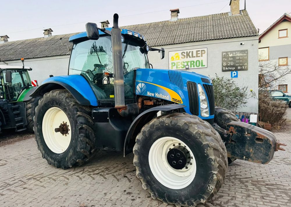New Holland T8040 - Traktor: slika 5 New Holland T8040 - Traktor: slika 5