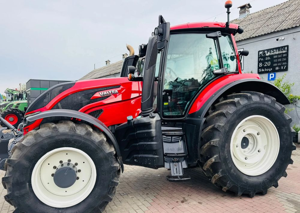 Valtra T154 - Traktor: slika 5 Valtra T154 - Traktor: slika 5