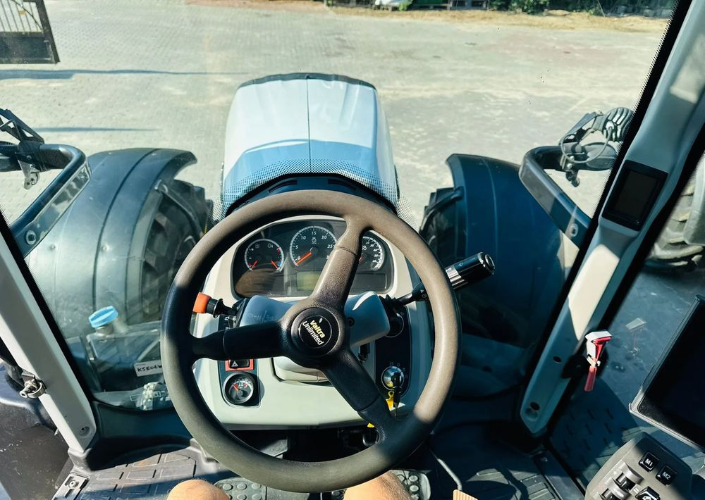 Traktor Valtra T174 UNLIMITED Versu: slika 14