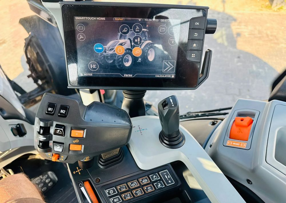 Traktor Valtra T174 UNLIMITED Versu: slika 17