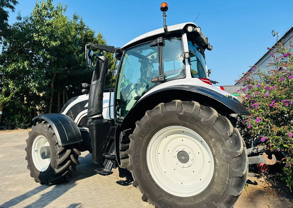 Traktor Valtra T174 UNLIMITED Versu: slika 8