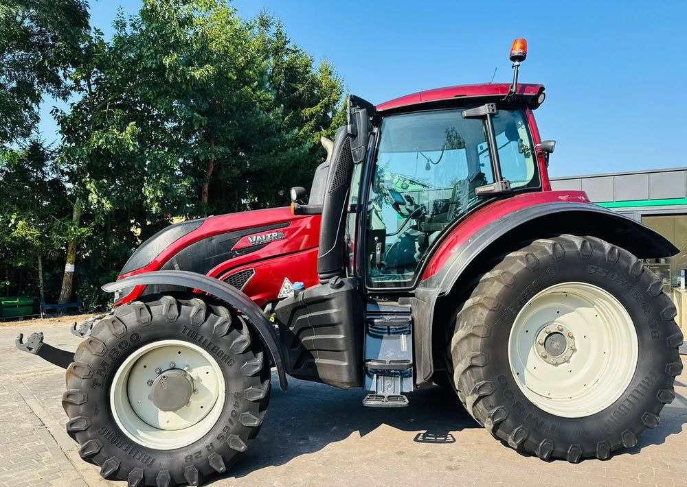 Valtra T174 Versu - Traktor: slika 2 Valtra T174 Versu - Traktor: slika 2