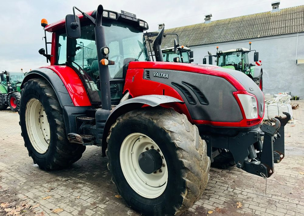 Valtra T213 - Traktor: slika 1 Valtra T213 - Traktor: slika 1
