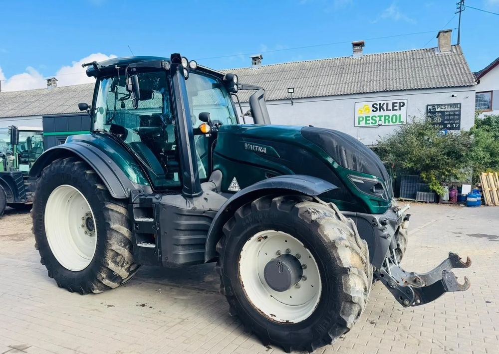 Valtra T214 Versu - Traktor: slika 1 Valtra T214 Versu - Traktor: slika 1