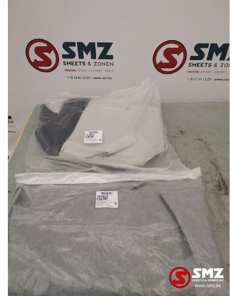 DAF Bekledingshoes matras DAF XF 105 - Kabina in notranjost za Tovornjak: slika 1 DAF Bekledingshoes matras DAF XF 105 - Kabina in notranjost za Tovornjak: slika 1