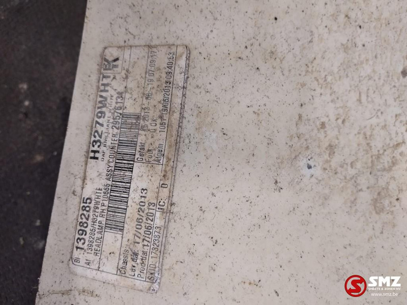DAF Occ koplamppaneel rechts Daf 1398285 - Odbijač za Tovornjak: slika 3 DAF Occ koplamppaneel rechts Daf 1398285 - Odbijač za Tovornjak: slika 3