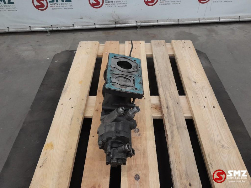 DAF Occ luchtcompressor + sturrbekrachtigingspomp DAF - Motor in deli za Tovornjak: slika 3 DAF Occ luchtcompressor + sturrbekrachtigingspomp DAF - Motor in deli za Tovornjak: slika 3