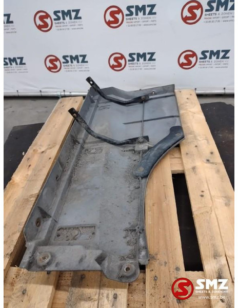 DAF Occ spatbordverlenger rechts DAF - Karoserija in zunanjost za Tovornjak: slika 2 DAF Occ spatbordverlenger rechts DAF - Karoserija in zunanjost za Tovornjak: slika 2