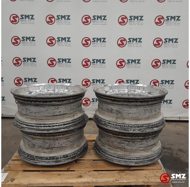 Diversen Occ set van 4 velgen 22.5x9.00 Alcoa - Platišče za Tovornjak: slika 1 Diversen Occ set van 4 velgen 22.5x9.00 Alcoa - Platišče za Tovornjak: slika 1