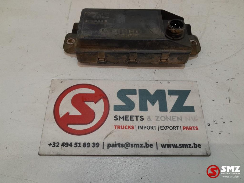 Iveco Occ ECU ESC regeleenheid Iveco - ECU za Tovornjak: slika 1 Iveco Occ ECU ESC regeleenheid Iveco - ECU za Tovornjak: slika 1
