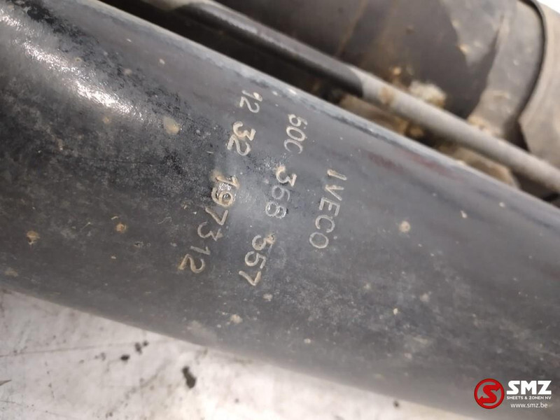 Iveco Occ cabinekantelcilinder Iveco Stralis 500368557 - Okvir/ Šasija za Tovornjak: slika 3 Iveco Occ cabinekantelcilinder Iveco Stralis 500368557 - Okvir/ Šasija za Tovornjak: slika 3