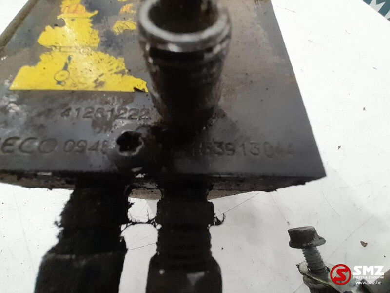 Iveco Occ cabinekantelpomp Iveco Stralis 41281222 - Okvir/ Šasija za Tovornjak: slika 3 Iveco Occ cabinekantelpomp Iveco Stralis 41281222 - Okvir/ Šasija za Tovornjak: slika 3