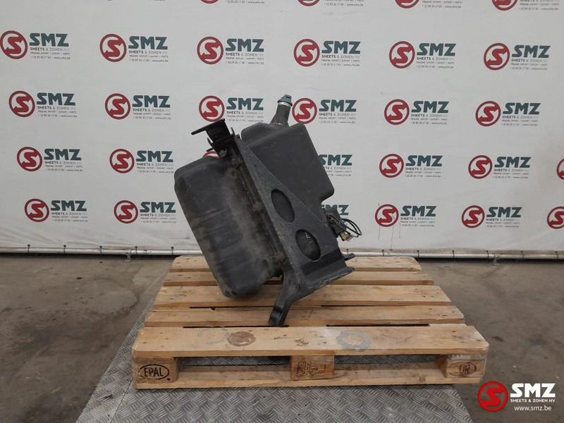 MAN Occ AdBluetank + AdBlueklep 60L MAN - Sistem goriva za Tovornjak: slika 2 MAN Occ AdBluetank + AdBlueklep 60L MAN - Sistem goriva za Tovornjak: slika 2