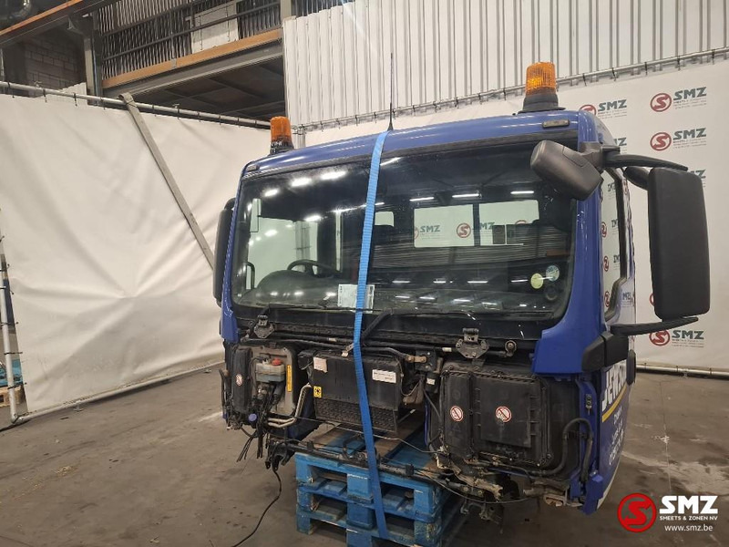 MAN Occ Cabine compleet MAN TGS RHD - Kabina in notranjost za Tovornjak: slika 4 MAN Occ Cabine compleet MAN TGS RHD - Kabina in notranjost za Tovornjak: slika 4