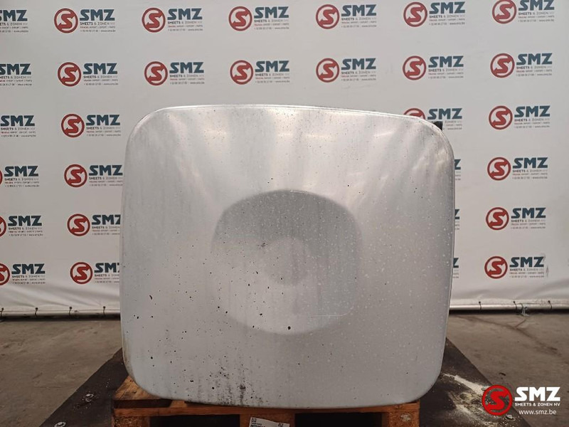 MAN Occ brandstoftank met steunen 600L MAN - Rezervoar za gorivo za Tovornjak: slika 3 MAN Occ brandstoftank met steunen 600L MAN - Rezervoar za gorivo za Tovornjak: slika 3