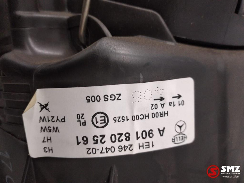 Mercedes-Benz Koplamp rechts mercedes sprinter w901 a9018202561 - Žarometi za Tovornjak: slika 3 Mercedes-Benz Koplamp rechts mercedes sprinter w901 a9018202561 - Žarometi za Tovornjak: slika 3