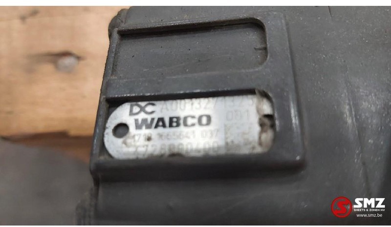 Mercedes-Benz Occ ECAS-magneetventiel Mercedes Actros MP4 - Zračno vzmetenje za Tovornjak: slika 3 Mercedes-Benz Occ ECAS-magneetventiel Mercedes Actros MP4 - Zračno vzmetenje za Tovornjak: slika 3