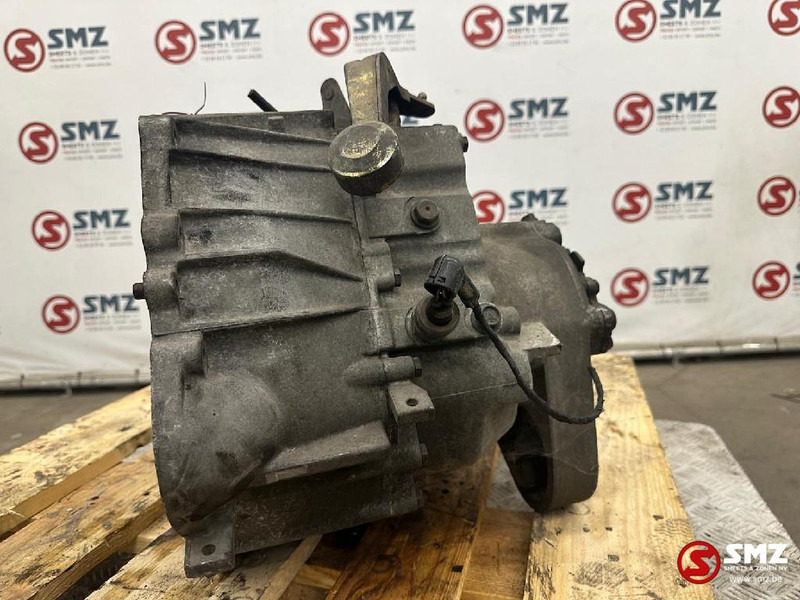 Mercedes-Benz Occ Versnellingsbak Mercedes 718.681 - Menjalnik za Avtomobil: slika 2 Mercedes-Benz Occ Versnellingsbak Mercedes 718.681 - Menjalnik za Avtomobil: slika 2