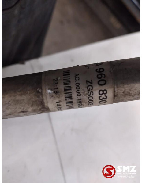Mercedes-Benz Occ aircoleiding Mercedes Actros MP4 A9608308917 - Hladilni sistem za Tovornjak: slika 5 Mercedes-Benz Occ aircoleiding Mercedes Actros MP4 A9608308917 - Hladilni sistem za Tovornjak: slika 5