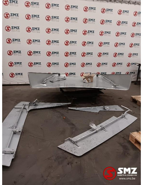 Mercedes-Benz Occ cabinespoilerset Mercedes - Aerodinamika/ Spojler za Tovornjak: slika 2 Mercedes-Benz Occ cabinespoilerset Mercedes - Aerodinamika/ Spojler za Tovornjak: slika 2