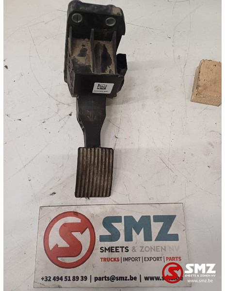 Mercedes-Benz Occ gaspedaal Mercedes - Kabina in notranjost za Tovornjak: slika 4 Mercedes-Benz Occ gaspedaal Mercedes - Kabina in notranjost za Tovornjak: slika 4