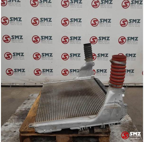 Mercedes-Benz Occ intercooler Mercedes - Vmesni hladilnik za Tovornjak: slika 2 Mercedes-Benz Occ intercooler Mercedes - Vmesni hladilnik za Tovornjak: slika 2