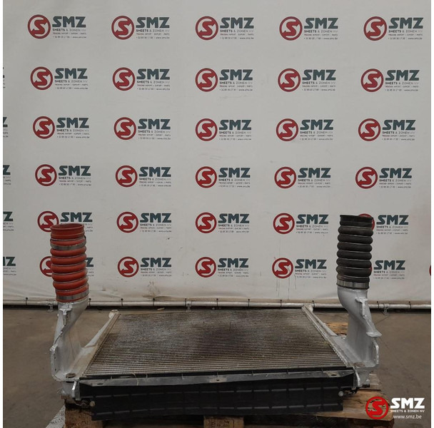 Mercedes-Benz Occ intercooler Mercedes - Vmesni hladilnik za Tovornjak: slika 1 Mercedes-Benz Occ intercooler Mercedes - Vmesni hladilnik za Tovornjak: slika 1