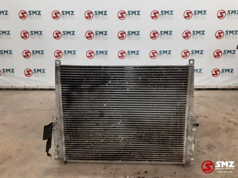 Mercedes-Benz Occ intercooler Mercedes - Vmesni hladilnik za Tovornjak: slika 2 Mercedes-Benz Occ intercooler Mercedes - Vmesni hladilnik za Tovornjak: slika 2