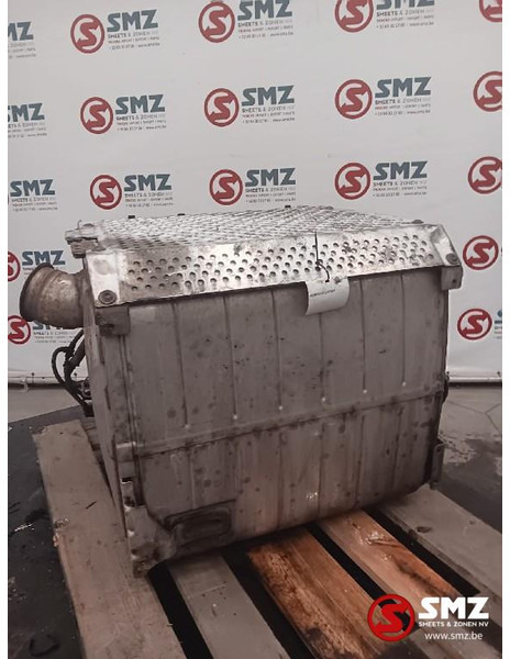 Mercedes-Benz Occ katalysator Euro 5 Mercedes - Katalizator za Tovornjak: slika 3 Mercedes-Benz Occ katalysator Euro 5 Mercedes - Katalizator za Tovornjak: slika 3