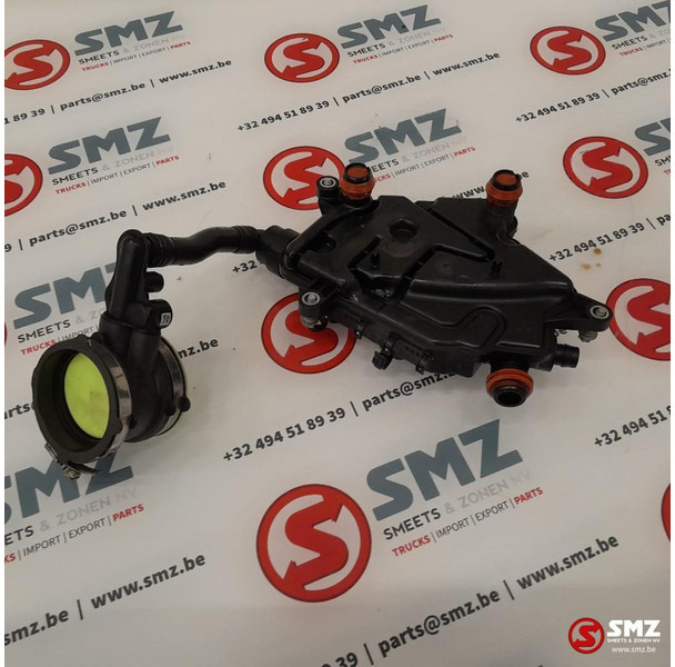 Mercedes-Benz Occ olieafscheider links AMG C63S Mercedes - Motor in deli za Avtomobil: slika 1 Mercedes-Benz Occ olieafscheider links AMG C63S Mercedes - Motor in deli za Avtomobil: slika 1