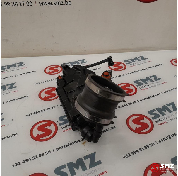 Mercedes-Benz Occ olieafscheider rechts AMG C63S Mercedes - Motor in deli za Avtomobil: slika 4 Mercedes-Benz Occ olieafscheider rechts AMG C63S Mercedes - Motor in deli za Avtomobil: slika 4