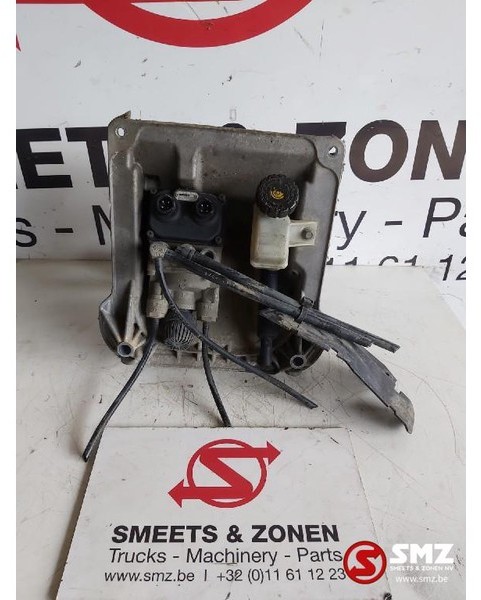 Mercedes-Benz Occ pedaalplaat compleet Actros 1841 - Pedal za Tovornjak: slika 2 Mercedes-Benz Occ pedaalplaat compleet Actros 1841 - Pedal za Tovornjak: slika 2