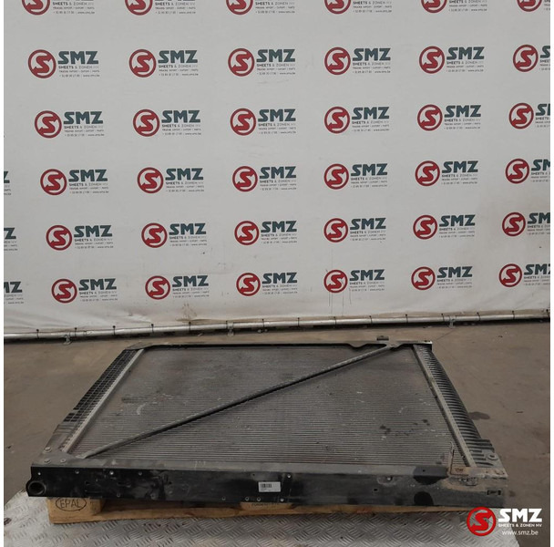 Mercedes-Benz Occ radiator Mercedes - Hladilnik motorja za Tovornjak: slika 1 Mercedes-Benz Occ radiator Mercedes - Hladilnik motorja za Tovornjak: slika 1