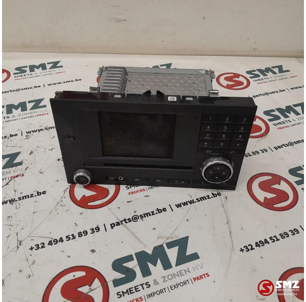 Mercedes-Benz Occ radio Mercedes - Električni sistem za Tovornjak: slika 1 Mercedes-Benz Occ radio Mercedes - Električni sistem za Tovornjak: slika 1