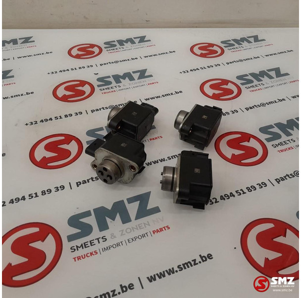Mercedes-Benz Occ set van 4 magneetventielen AMG C63S Mercedes - Motor in deli za Avtomobil: slika 4 Mercedes-Benz Occ set van 4 magneetventielen AMG C63S Mercedes - Motor in deli za Avtomobil: slika 4