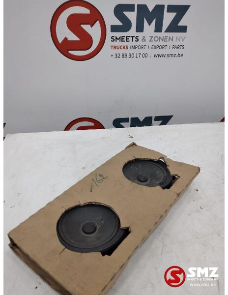 Mercedes-Benz Set luidsprekers mercedes sprinter w906 - Kabina in notranjost za Tovornjak: slika 1 Mercedes-Benz Set luidsprekers mercedes sprinter w906 - Kabina in notranjost za Tovornjak: slika 1