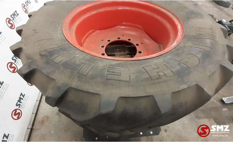 Michelin Occ Band 480/65r28 + velg MICHELIN X M 108 - Guma za Tovornjak: slika 2 Michelin Occ Band 480/65r28 + velg MICHELIN X M 108 - Guma za Tovornjak: slika 2