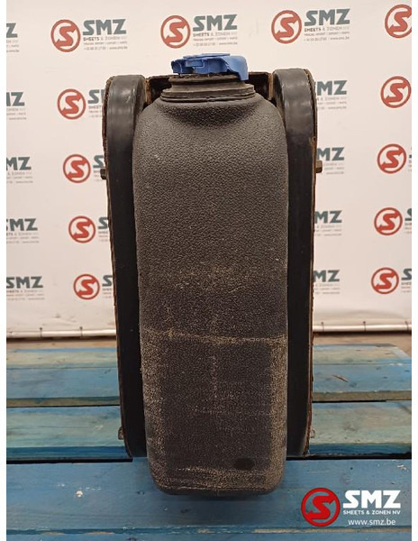 Renault Occ AdBluetank + AdBlueniveausensor Renault - Sistem goriva za Tovornjak: slika 1 Renault Occ AdBluetank + AdBlueniveausensor Renault - Sistem goriva za Tovornjak: slika 1