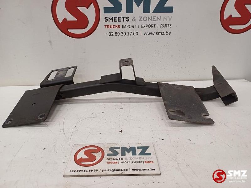 Renault Occ bumperbevestiging links Renault - Odbijač za Tovornjak: slika 4 Renault Occ bumperbevestiging links Renault - Odbijač za Tovornjak: slika 4