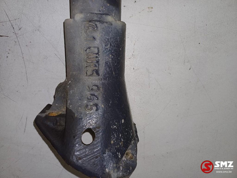 Renault Occ bumperbevestigingssteun links Renault - Odbijač za Tovornjak: slika 3 Renault Occ bumperbevestigingssteun links Renault - Odbijač za Tovornjak: slika 3