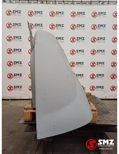 Renault Occ dakspoiler Renault - Aerodinamika/ Spojler za Tovornjak: slika 4 Renault Occ dakspoiler Renault - Aerodinamika/ Spojler za Tovornjak: slika 4