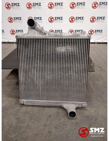 Renault Occ intercooler Renault T 7421162608 - Vmesni hladilnik za Tovornjak: slika 1 Renault Occ intercooler Renault T 7421162608 - Vmesni hladilnik za Tovornjak: slika 1