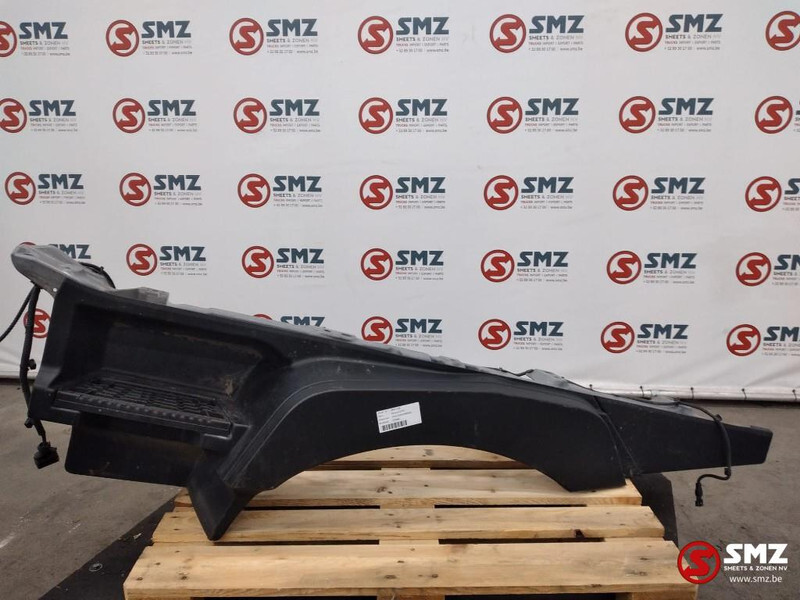 Renault Occ opstapbak links Renault - Kabina in notranjost za Tovornjak: slika 1 Renault Occ opstapbak links Renault - Kabina in notranjost za Tovornjak: slika 1