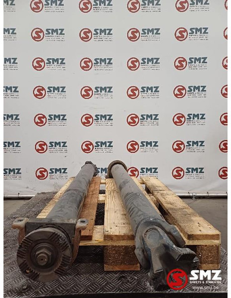 Renault Occ set cardanassen Renault - Polosovina za Tovornjak: slika 1 Renault Occ set cardanassen Renault - Polosovina za Tovornjak: slika 1