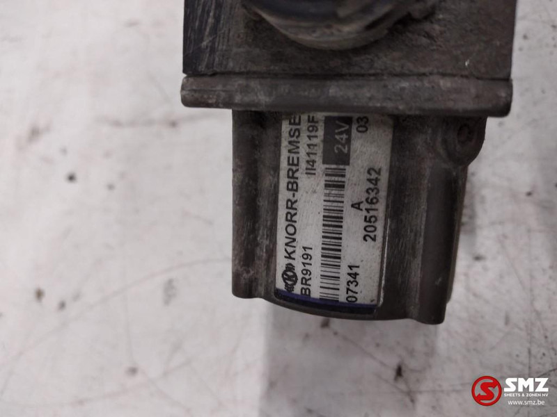 Volvo Occ EBS modulatorklep Volvo FH 20516342 II41119F - Rezervni deli za Tovornjak: slika 3 Volvo Occ EBS modulatorklep Volvo FH 20516342 II41119F - Rezervni deli za Tovornjak: slika 3