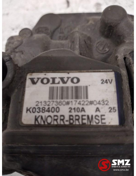 Volvo Occ EBS modulatorklep Volvo FH 21327360 K038400 - Rezervni deli za Tovornjak: slika 3 Volvo Occ EBS modulatorklep Volvo FH 21327360 K038400 - Rezervni deli za Tovornjak: slika 3