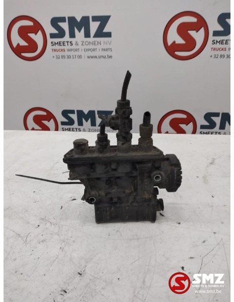 Volvo Occ hoogte regel ventiel Volvo FH 21083657 - Rezervni deli za Tovornjak: slika 1 Volvo Occ hoogte regel ventiel Volvo FH 21083657 - Rezervni deli za Tovornjak: slika 1