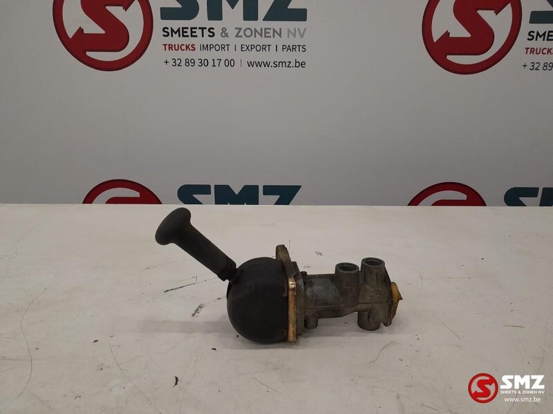Wabco Occ handremklep Wabco 9617221510 - Rezervni deli za Tovornjak: slika 1 Wabco Occ handremklep Wabco 9617221510 - Rezervni deli za Tovornjak: slika 1