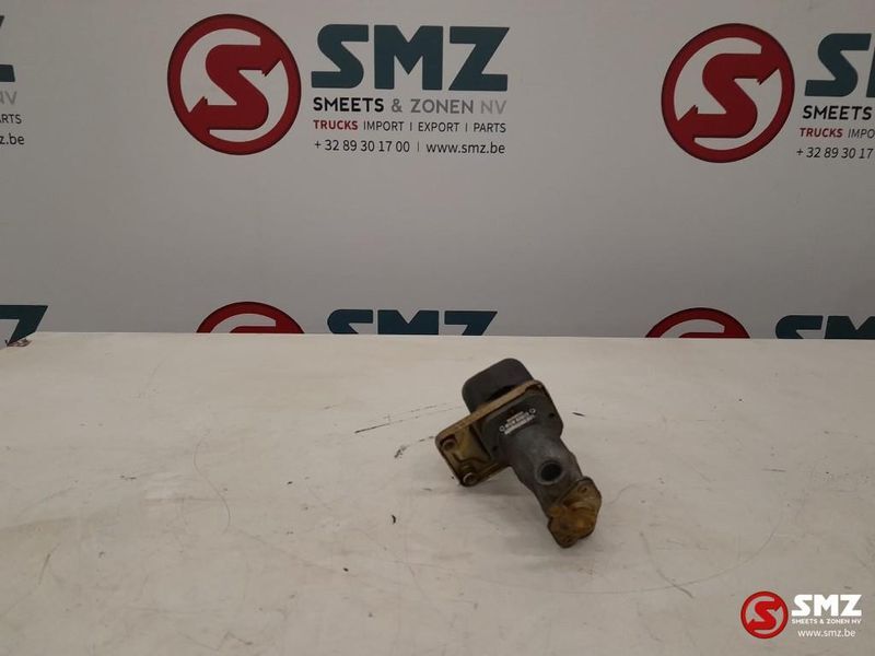 Wabco Occ handremklep Wabco 9617221510 - Rezervni deli za Tovornjak: slika 3 Wabco Occ handremklep Wabco 9617221510 - Rezervni deli za Tovornjak: slika 3